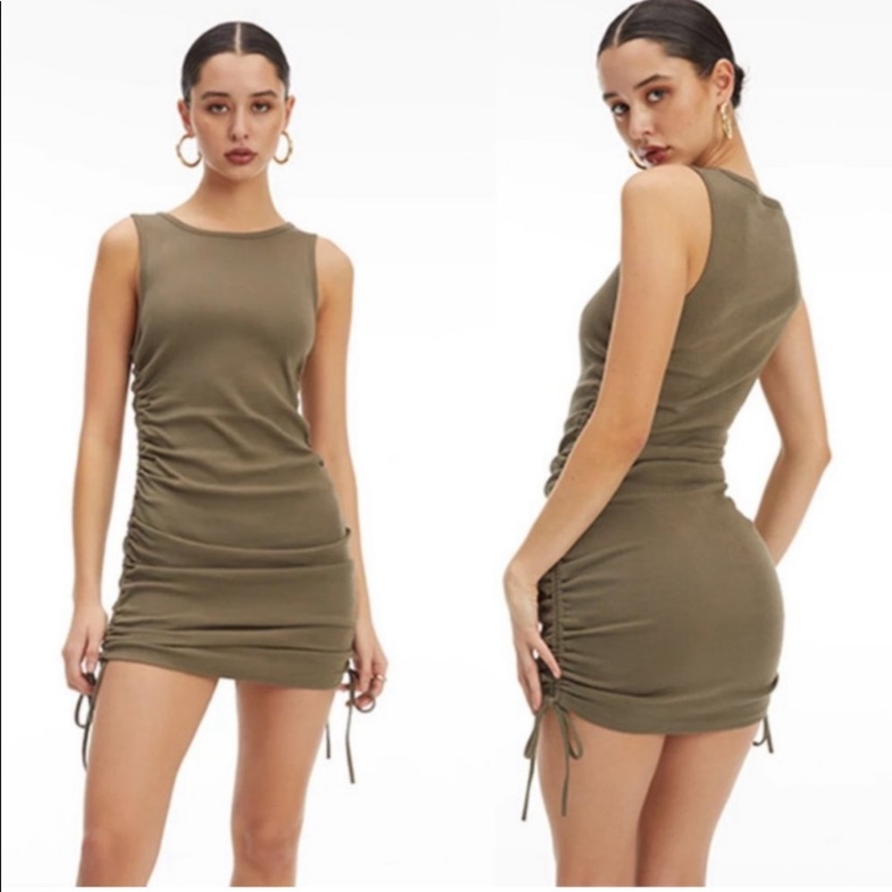 Good American Army green size 4 (fits like 16-18)  body on dress